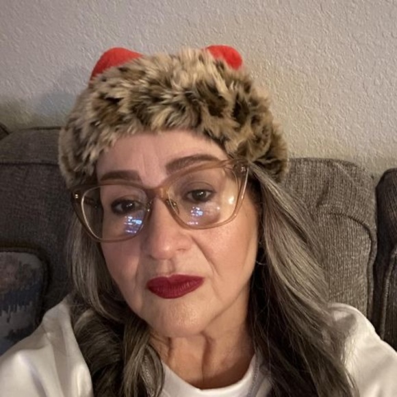 Meet your Posher, Zulma - Picture 1 of 1